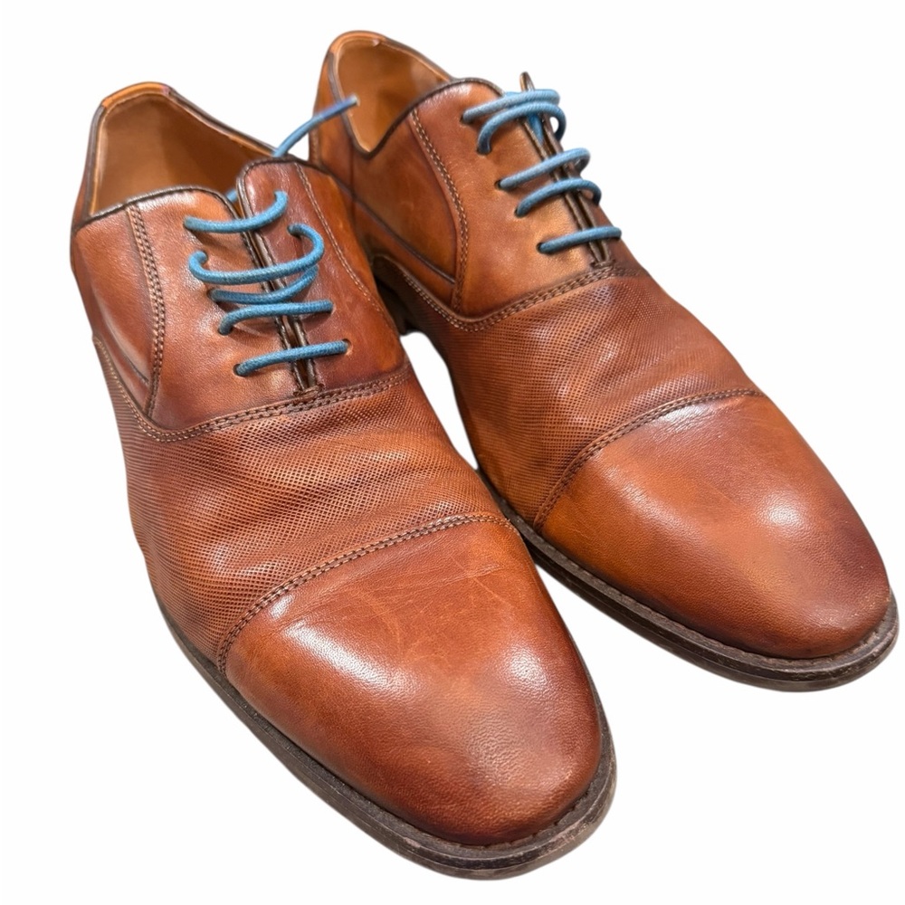 Steve Madden Brown Leather Oxfords with Blue Laces